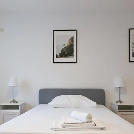 Retro Apartment In The City Center. Wenen Buitenkant foto
